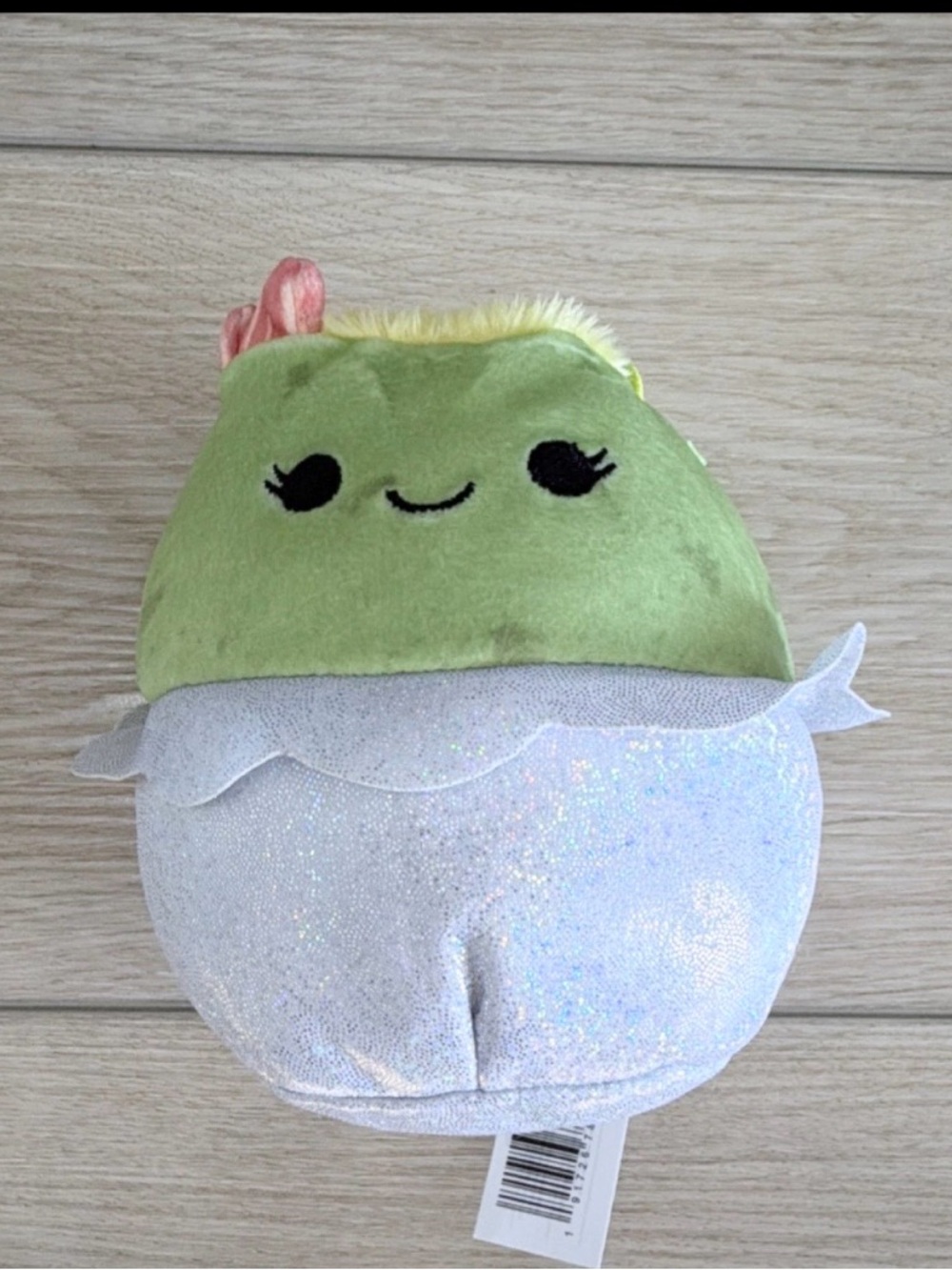 Squishmellow 6” Green Plush Kawaii Cupcake Plush - Picture 2 of 3